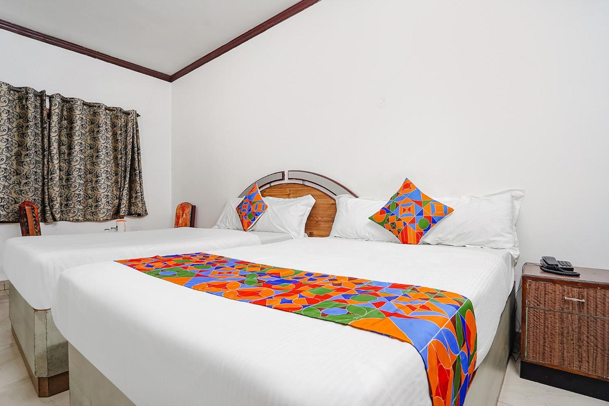 Hotel Orchid Inn Utakamand Zewnętrze zdjęcie